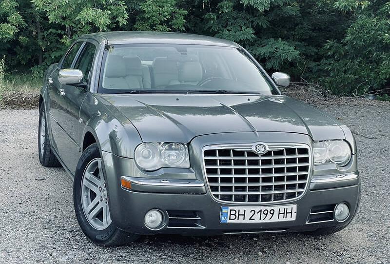 Chrysler 300 C OBSLUGEN  2006