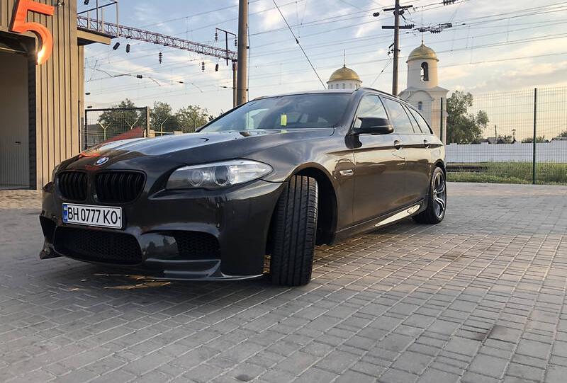 BMW 525 F11 2013