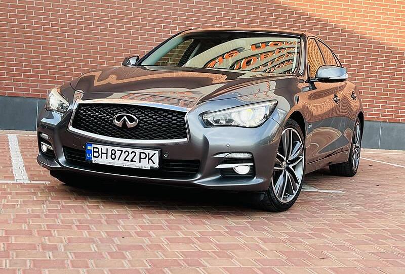 Infiniti Q50 2016