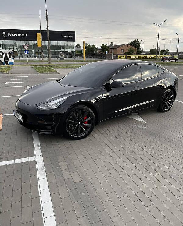 Tesla Model 3 2018