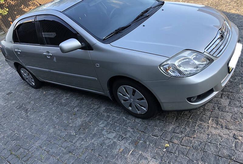 Toyota Corolla 2004