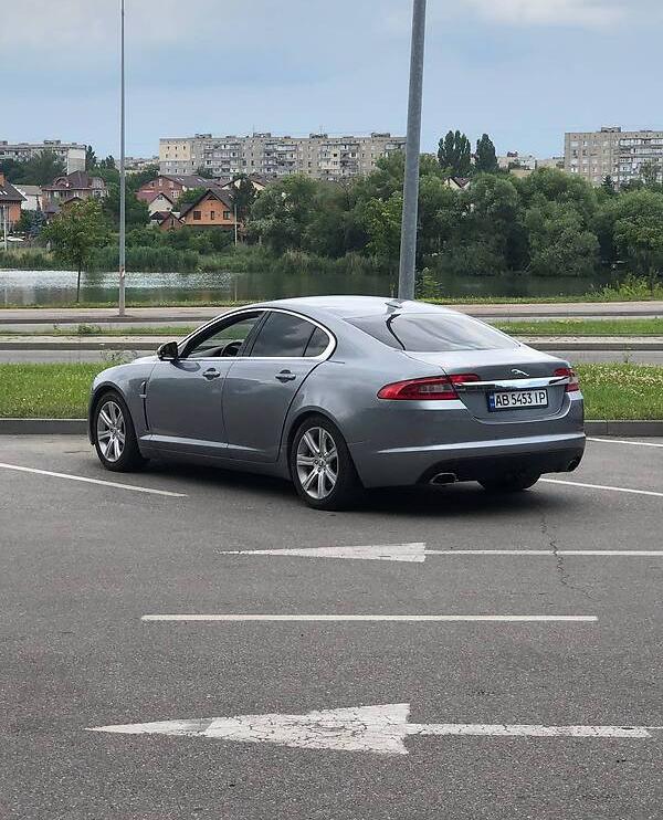 Jaguar XF 2009