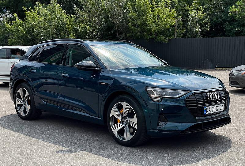 Audi e-tron 2019