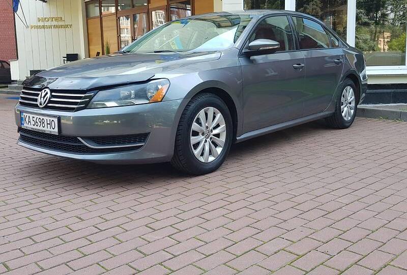 Volkswagen Passat B7 2012