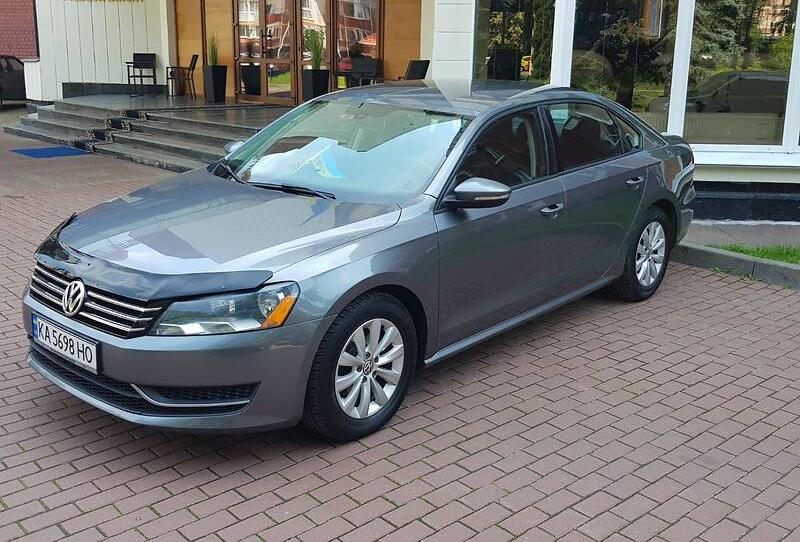 Volkswagen Passat B7 2012