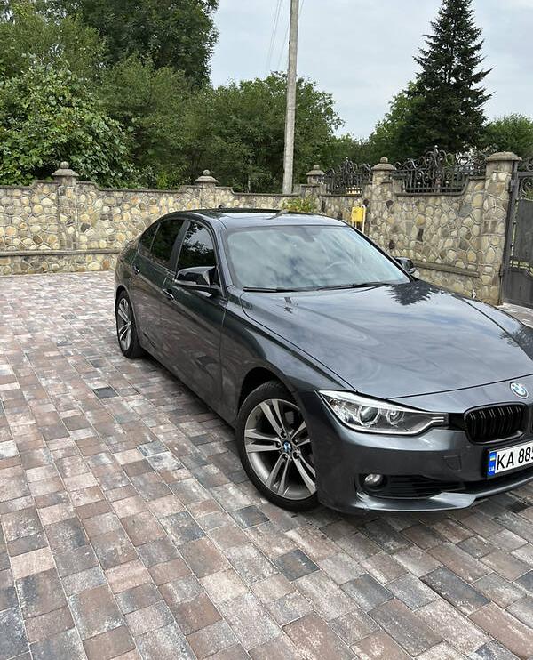 BMW 328 2013