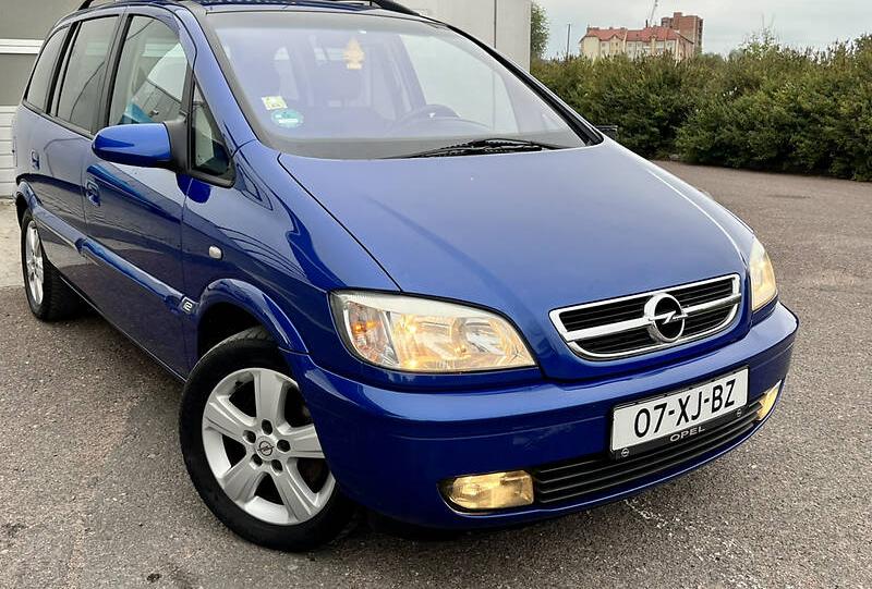 Opel Zafira LIMITED  2004