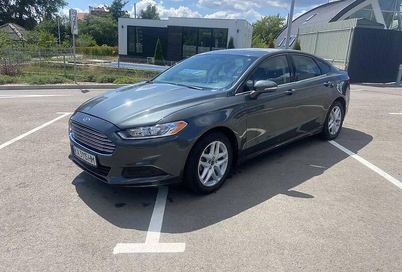 Ford Fusion SE 2014