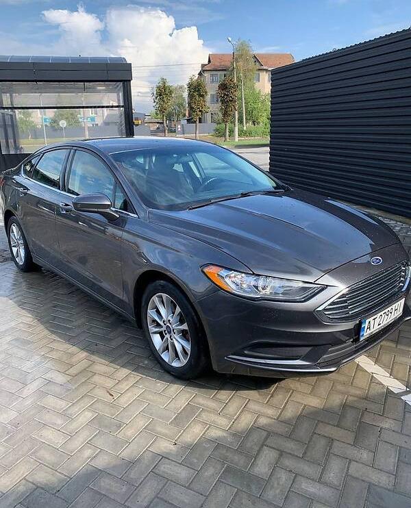 Ford Fusion SE 2017