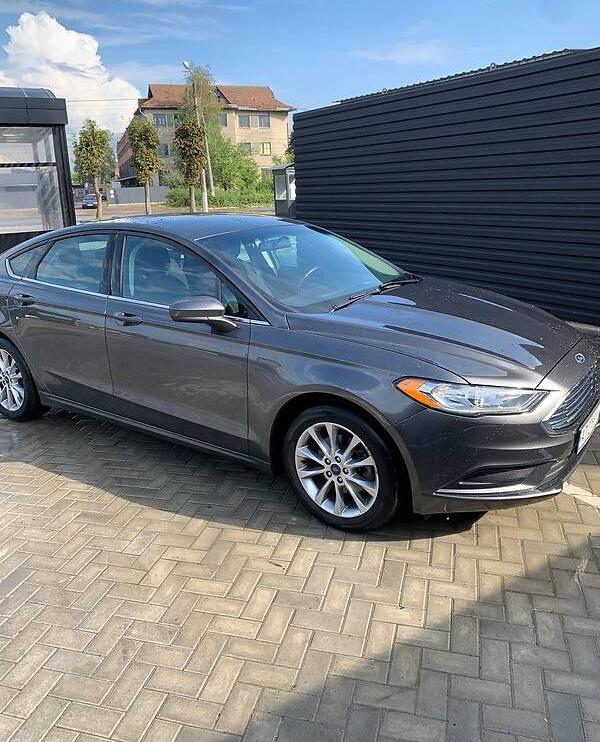 Ford Fusion SE 2017