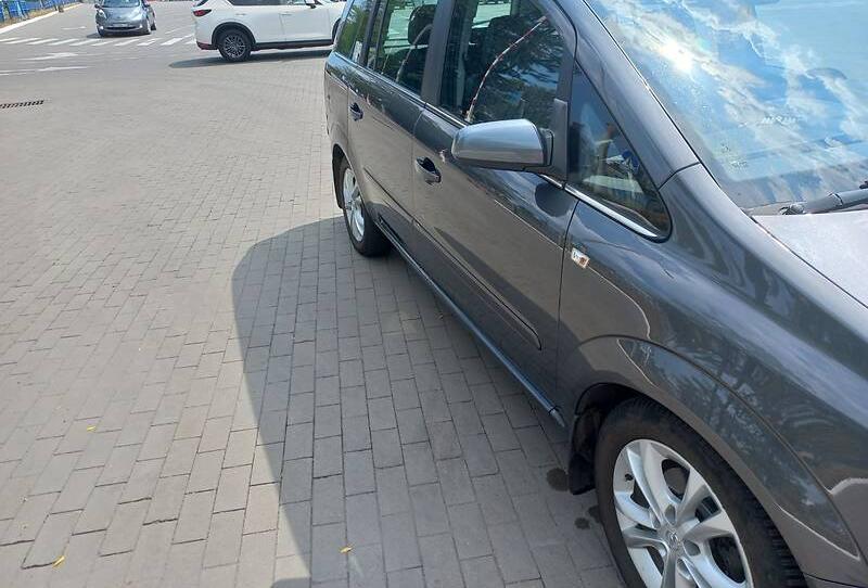 Opel Zafira 2009