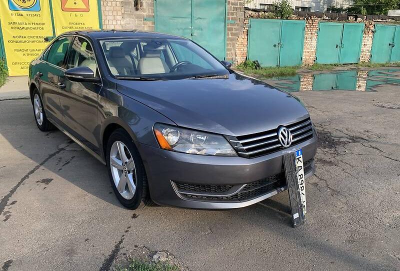 Volkswagen Passat B7 SE 2012
