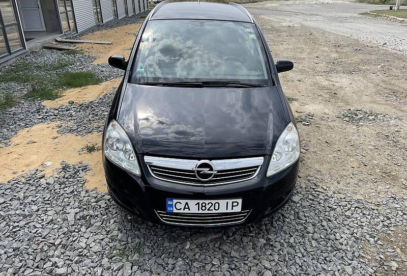 Opel Zafira 2008