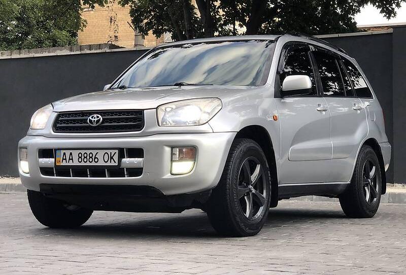 Toyota RAV4 2001