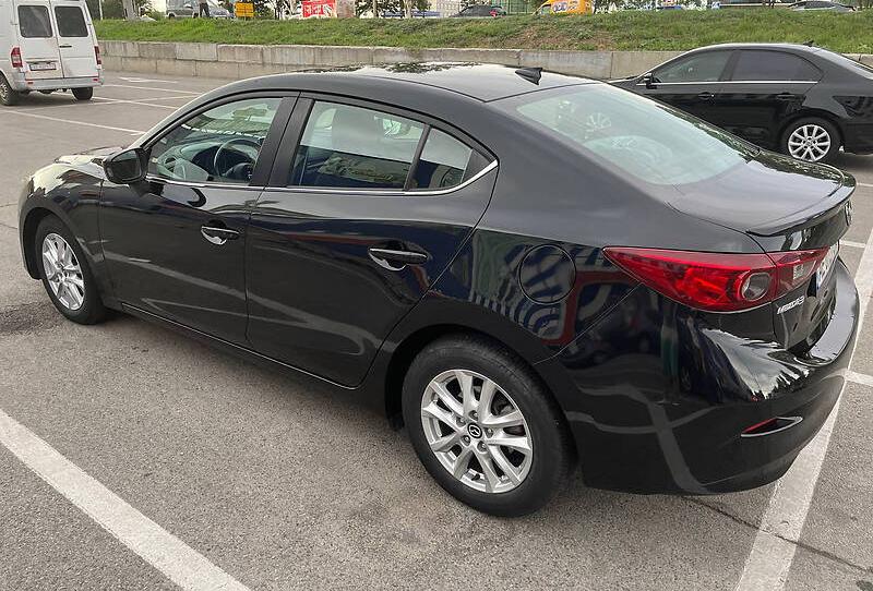 Mazda 3 2015