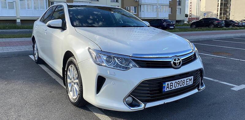 Toyota Camry 2015