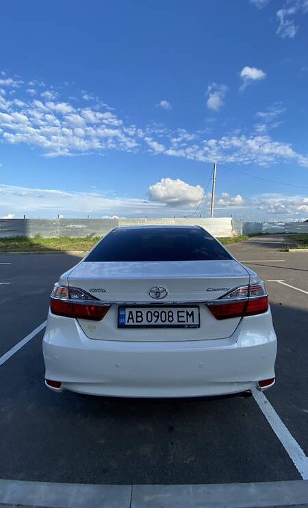 Toyota Camry 2015