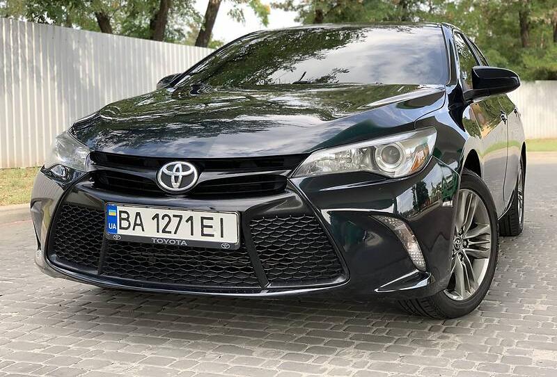 Toyota Camry SE 2015