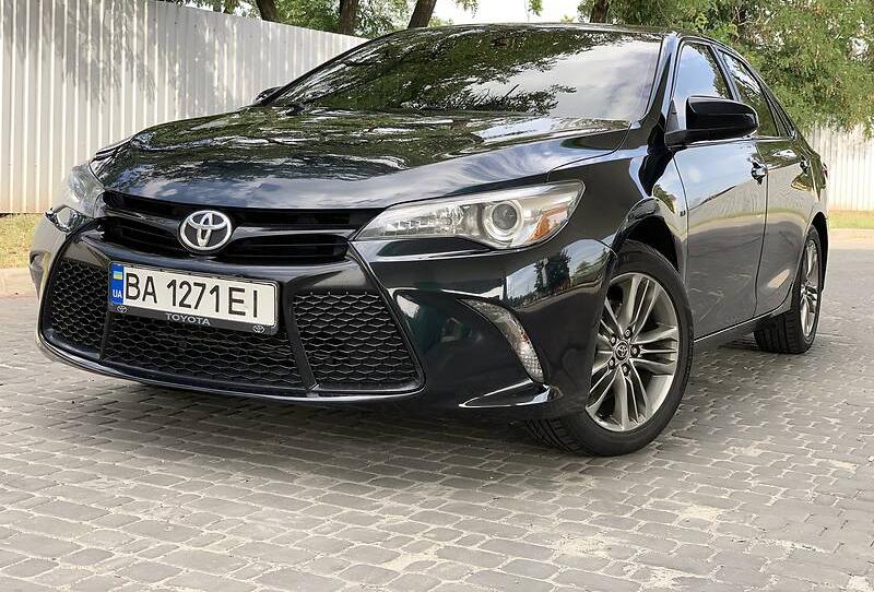 Toyota Camry SE 2015