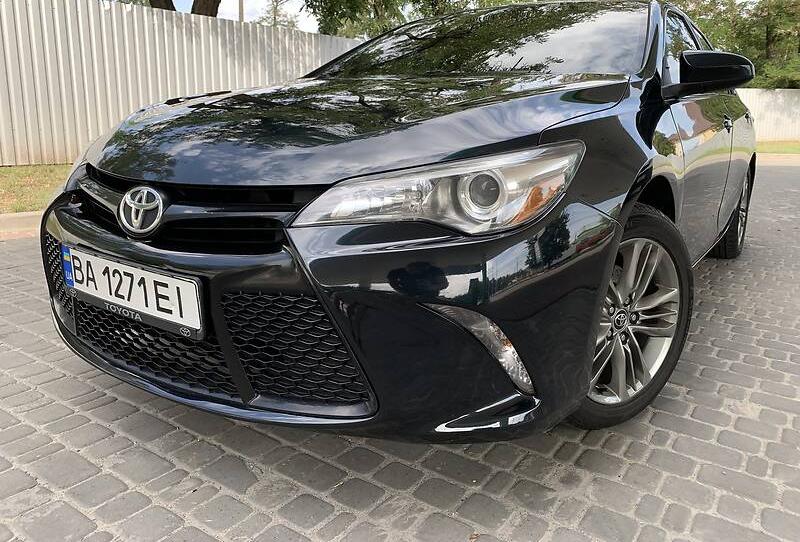 Toyota Camry SE 2015