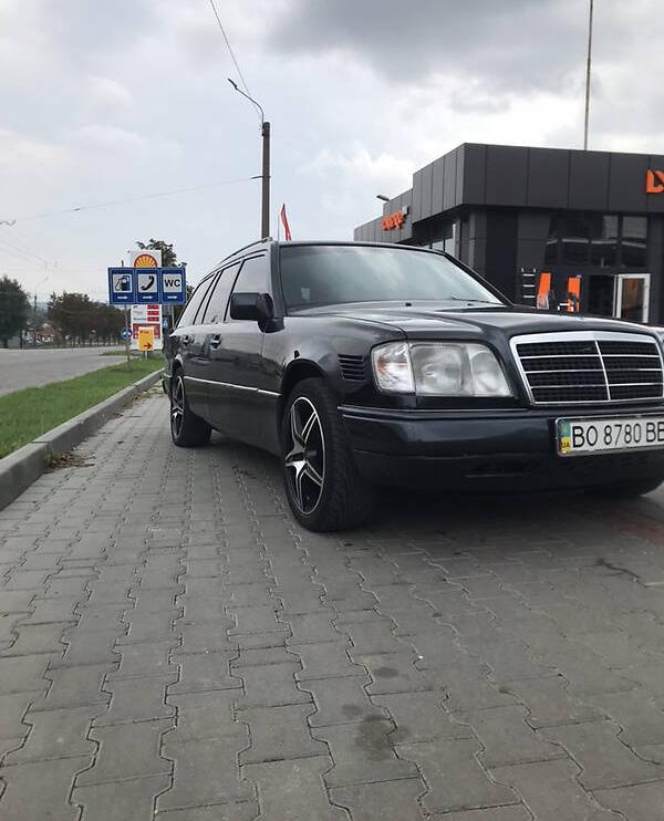 Mercedes-Benz E 250 1996