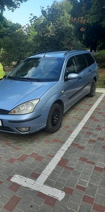 Ford Focus TCDI  2004
