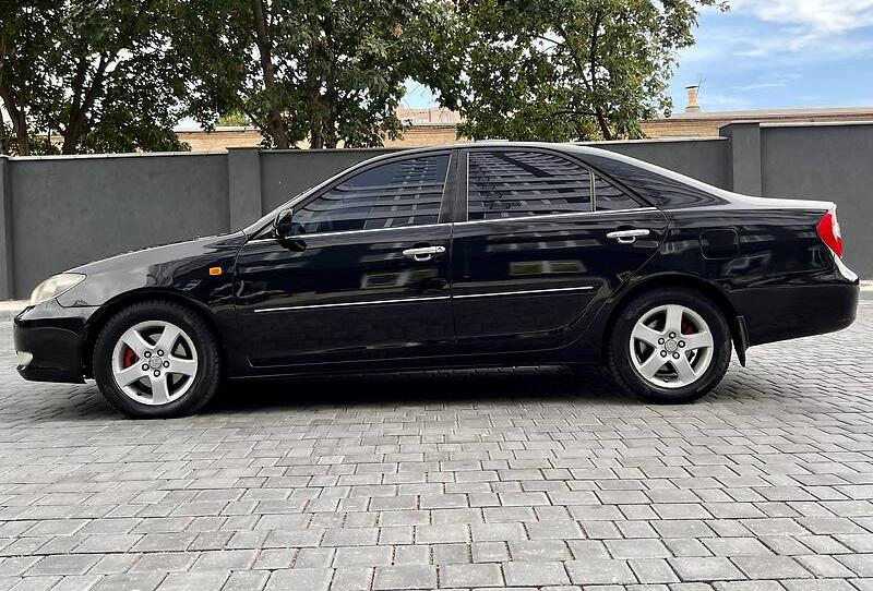 Toyota Camry 2004
