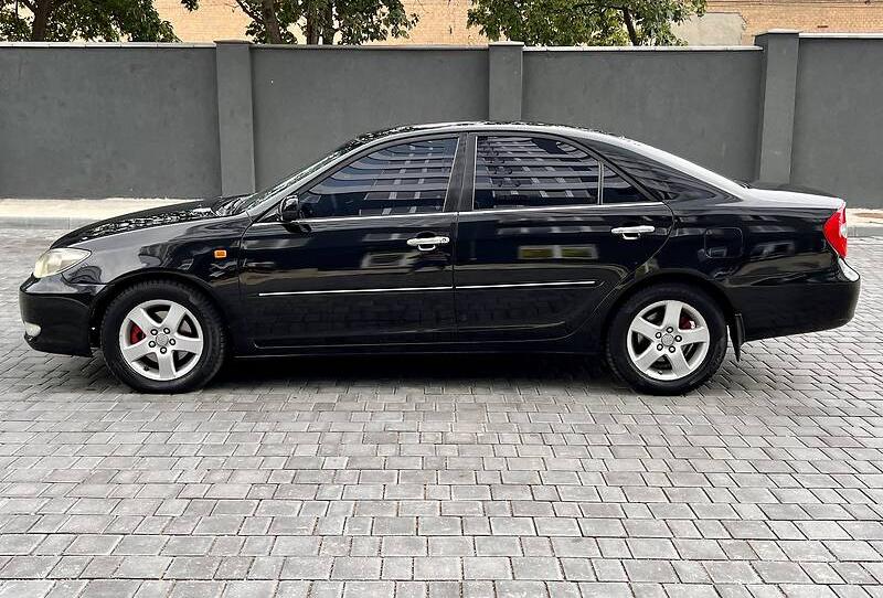 Toyota Camry 2004