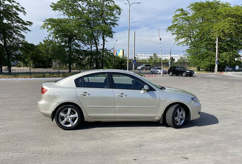 Mazda 3 2004