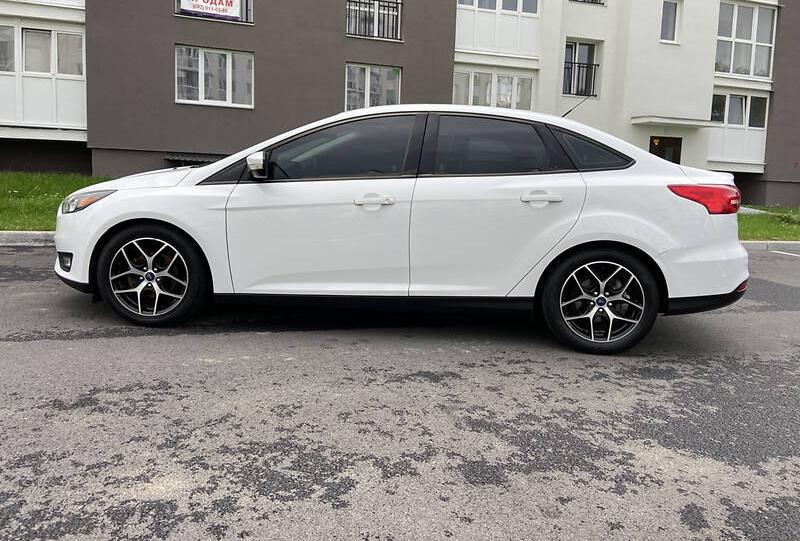 Ford Focus SEL 2017
