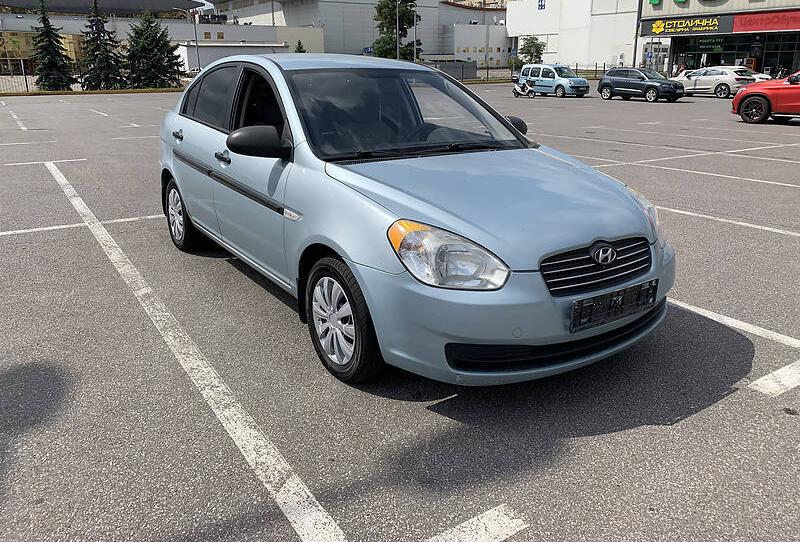 Hyundai Accent 2009