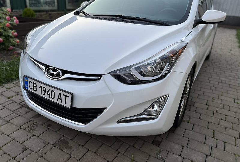Hyundai Elantra 2015