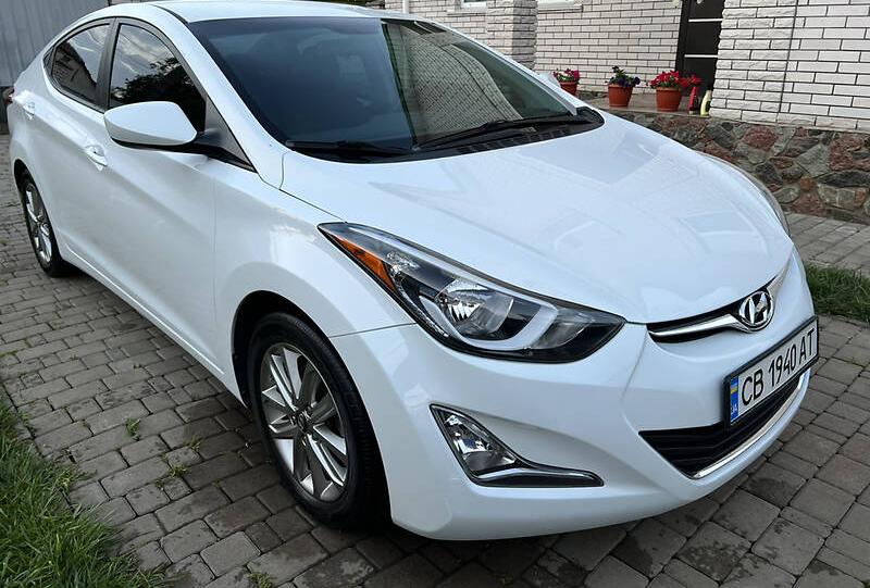 Hyundai Elantra 2015