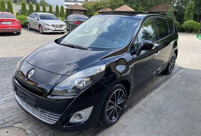 Renault Grand Scenic 2011