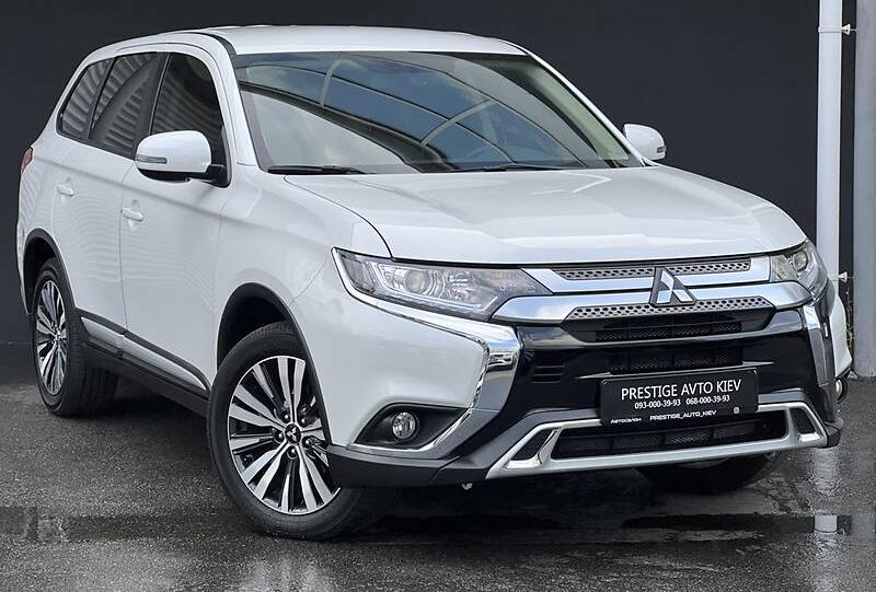 Mitsubishi Outlander 2021