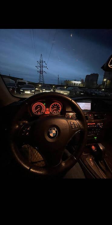 BMW 330 2008