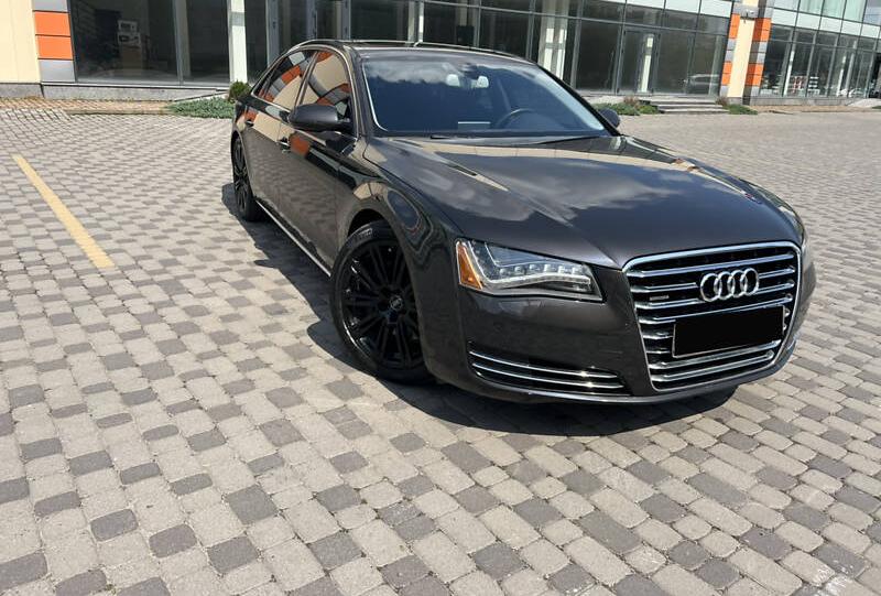 Audi A8 2013