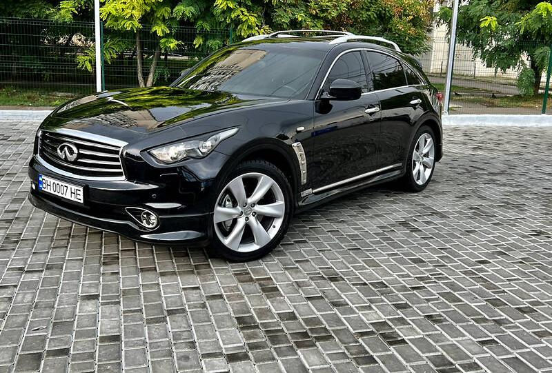 Infiniti FX 30 2011