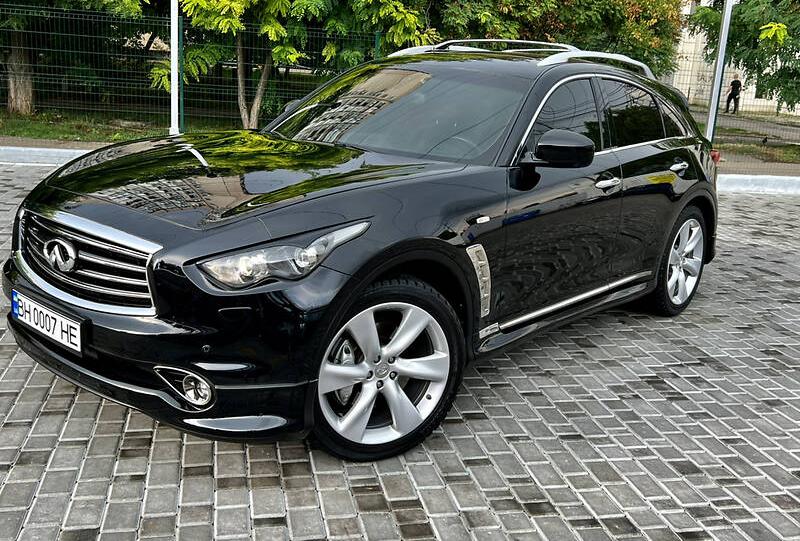 Infiniti FX 30 2011