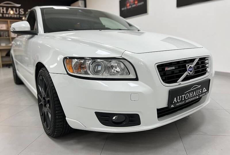 Volvo V50 R DESIGN  2010