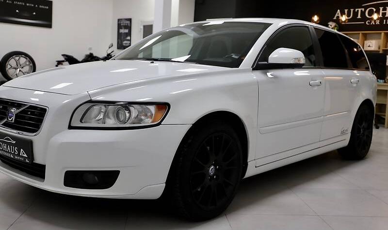 Volvo V50 R DESIGN  2010