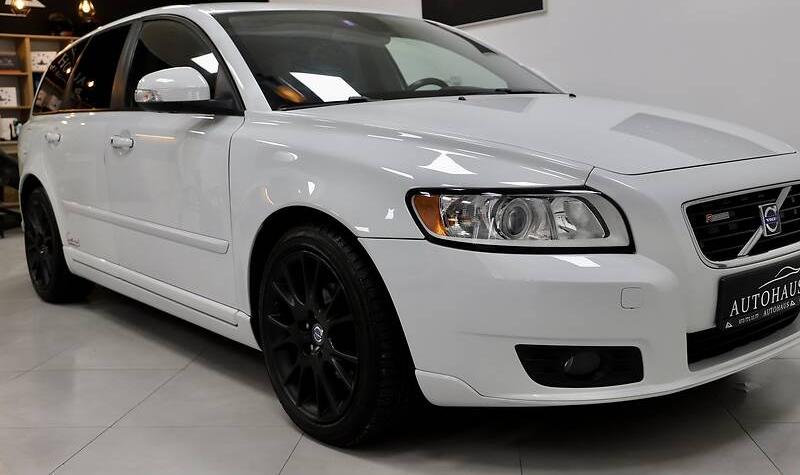 Volvo V50 R DESIGN  2010