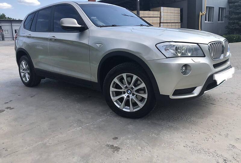 BMW X3 2011