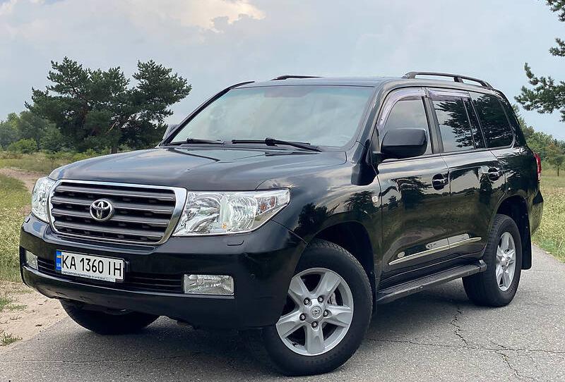Toyota Land Cruiser 200 2008