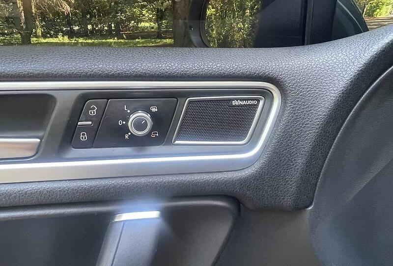 Volkswagen Touareg 2013