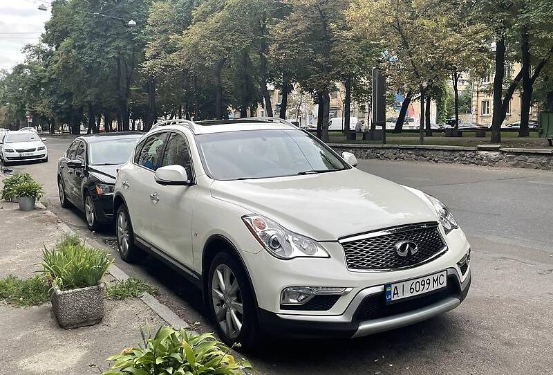 Infiniti QX50 2016