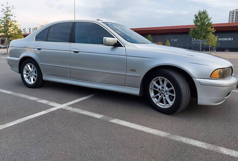 BMW 525 2002