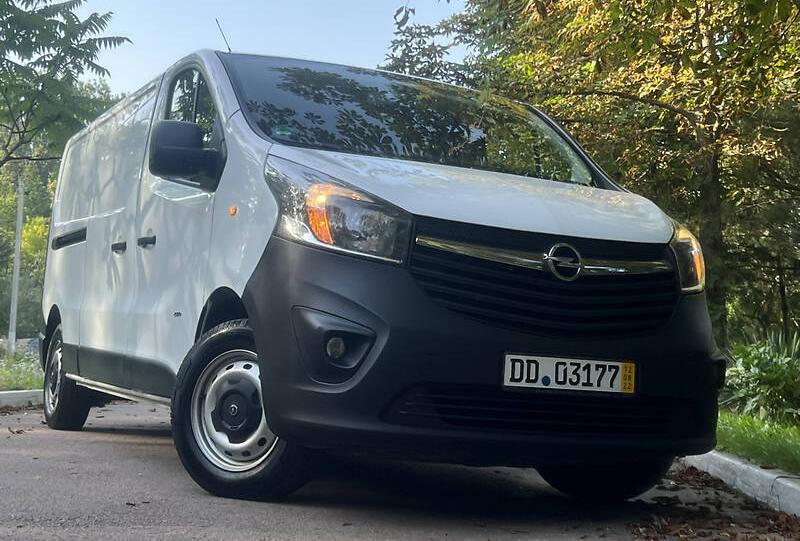 Opel Vivaro груз. MAXI LONG 2015