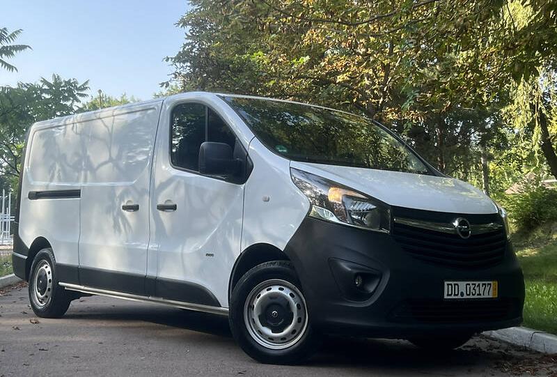 Opel Vivaro груз. MAXI LONG 2015
