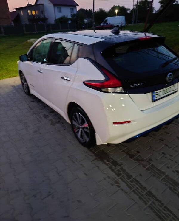 Nissan Leaf SL 2018